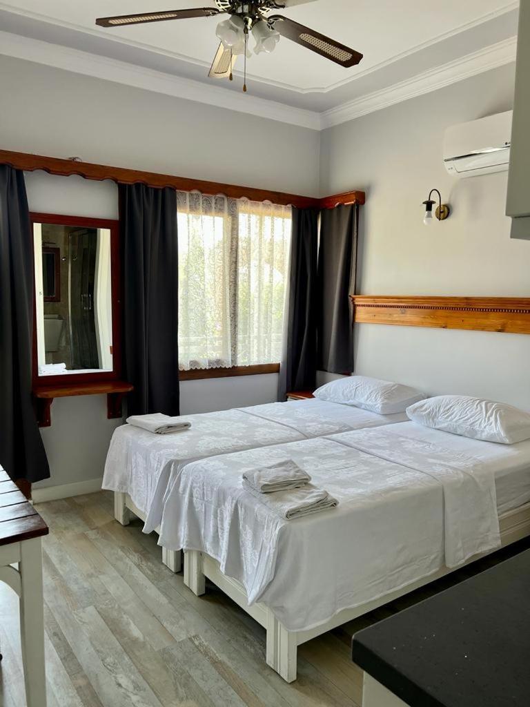 Ephesus Selcuk Castle View Suites Buitenkant foto