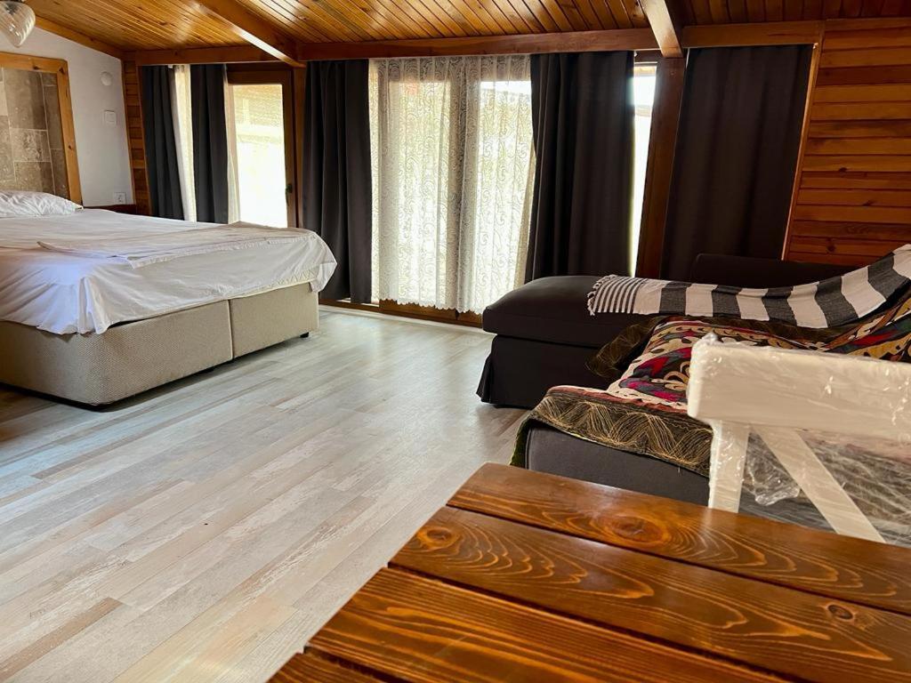 Ephesus Selcuk Castle View Suites Buitenkant foto