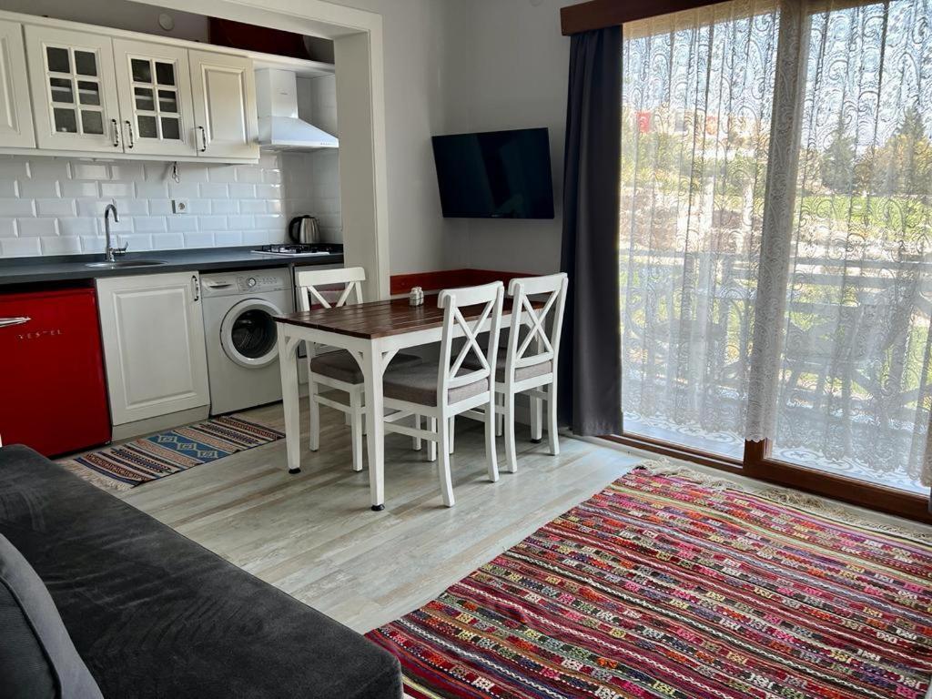 Ephesus Selcuk Castle View Suites Buitenkant foto