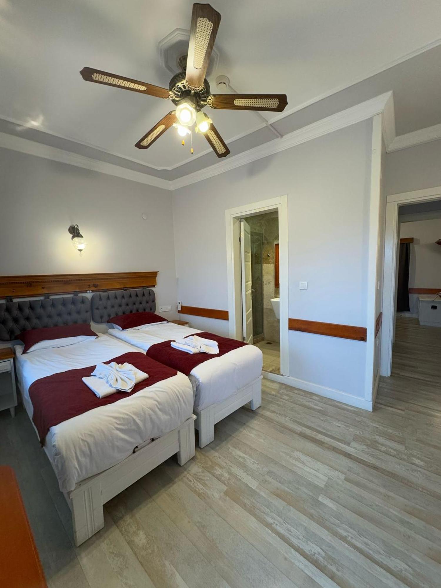Ephesus Selcuk Castle View Suites Buitenkant foto