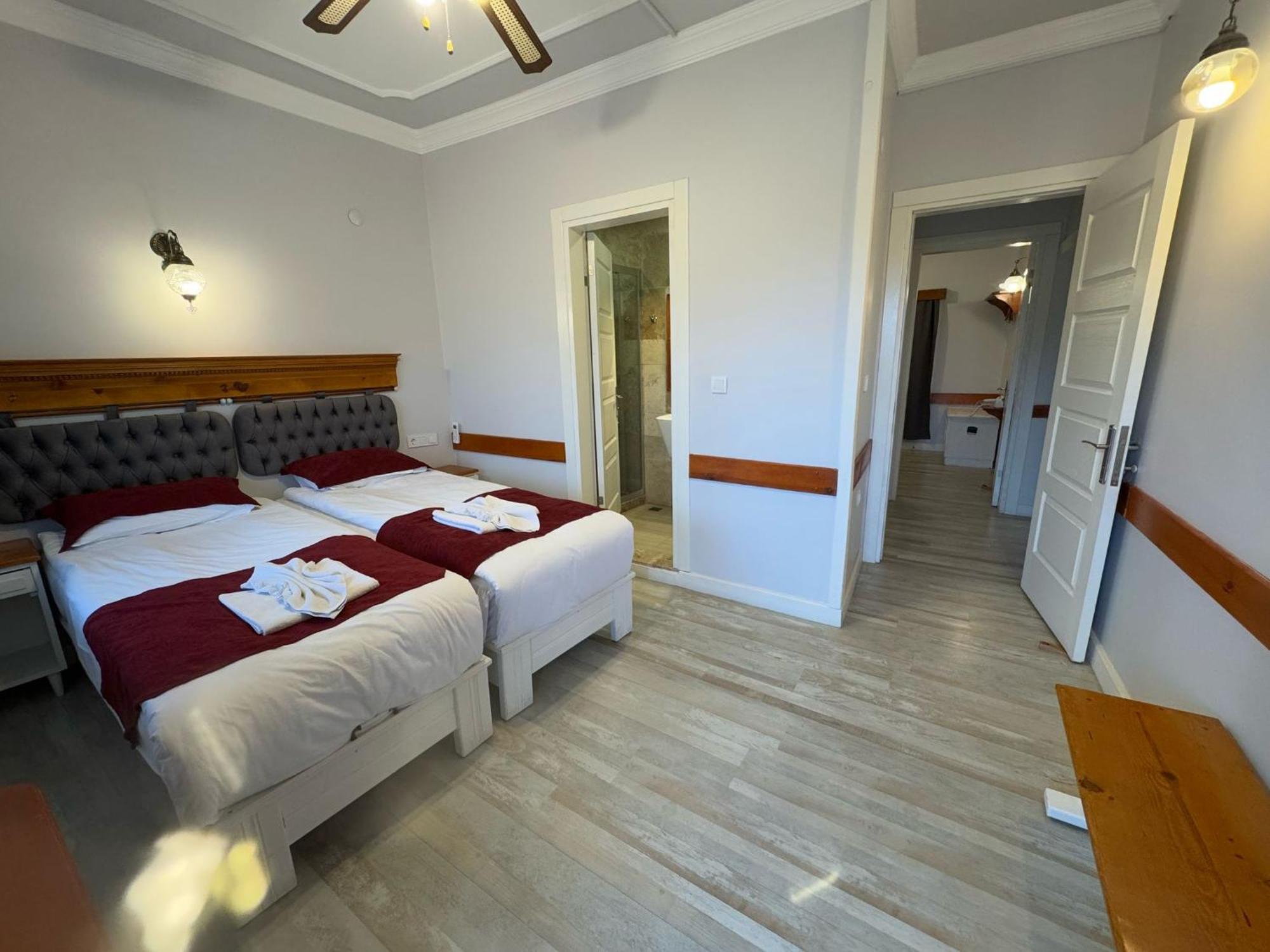 Ephesus Selcuk Castle View Suites Buitenkant foto