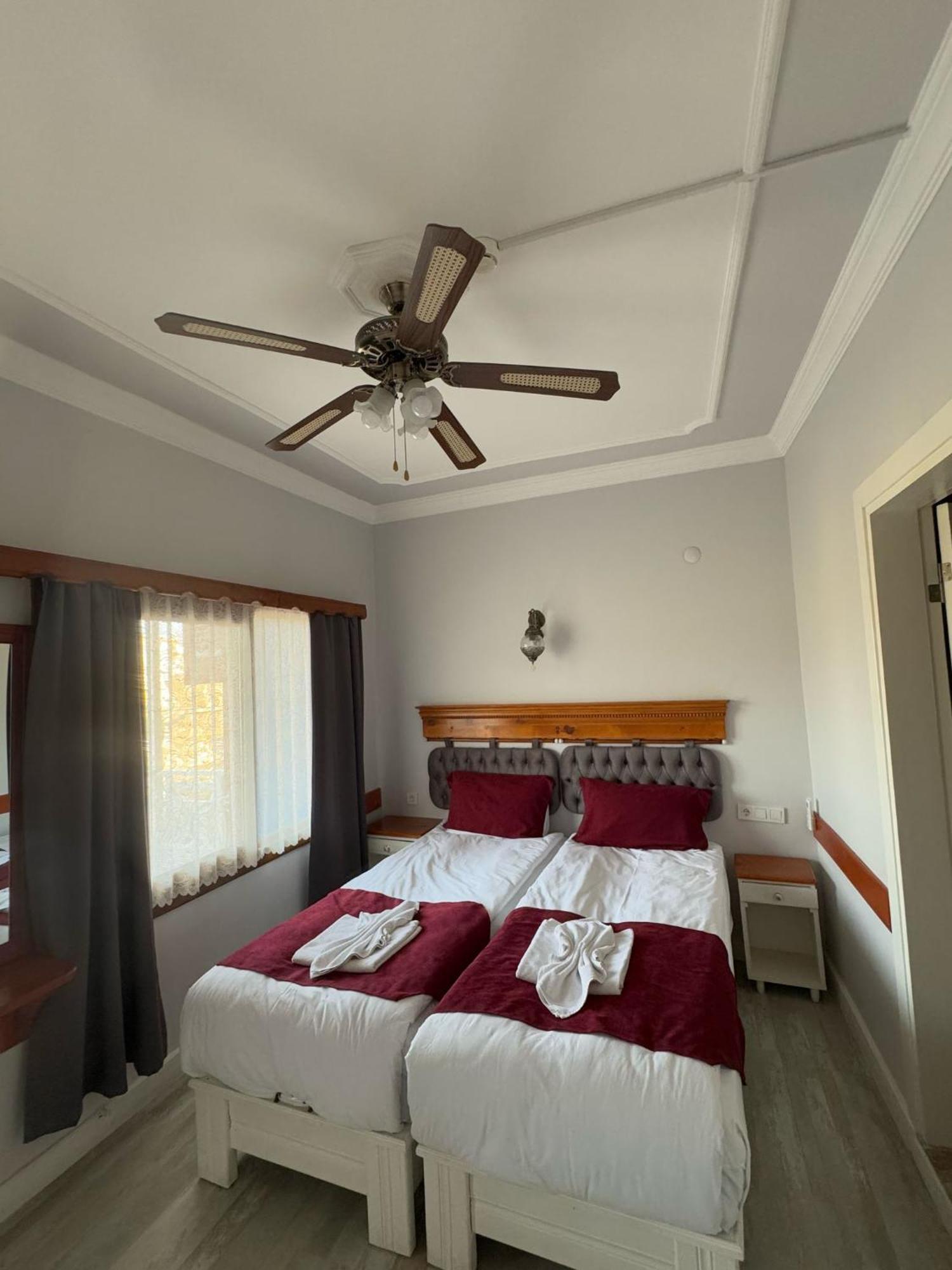 Ephesus Selcuk Castle View Suites Buitenkant foto